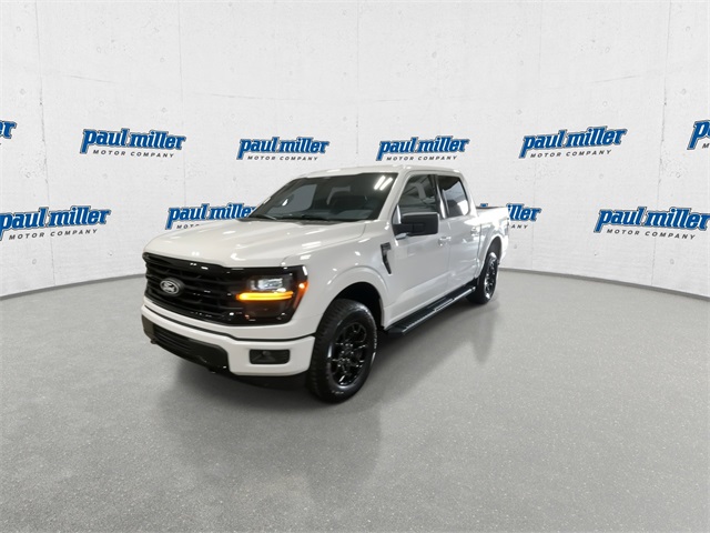 2025 Ford F-150 XLT photo 4