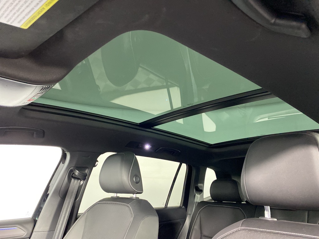 2023 Volkswagen Tiguan SE R-Line Black photo 14