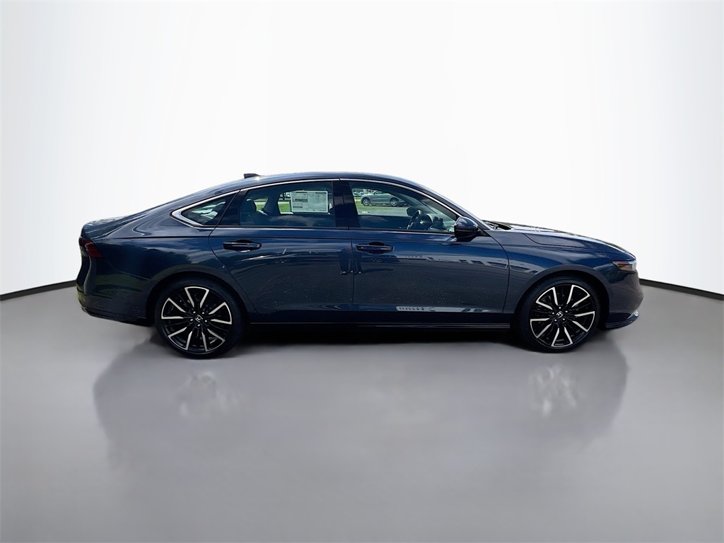 2025 Honda Accord Hybrid Touring photo 17