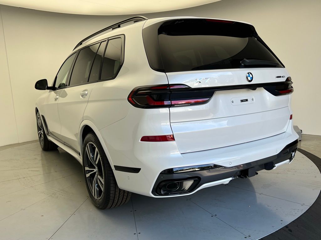 2026 Bmw X7 xDrive40i photo 3