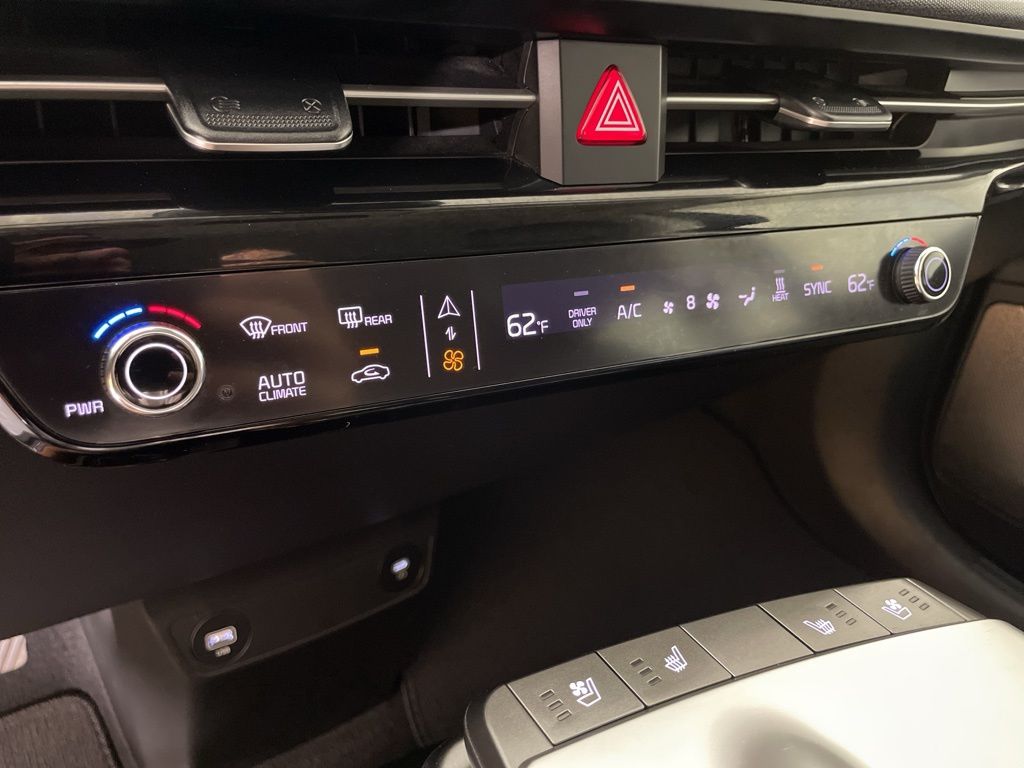 2024 Kia EV6 Wind photo 28