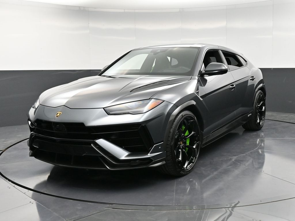 2024 Lamborghini Urus Performante's photo