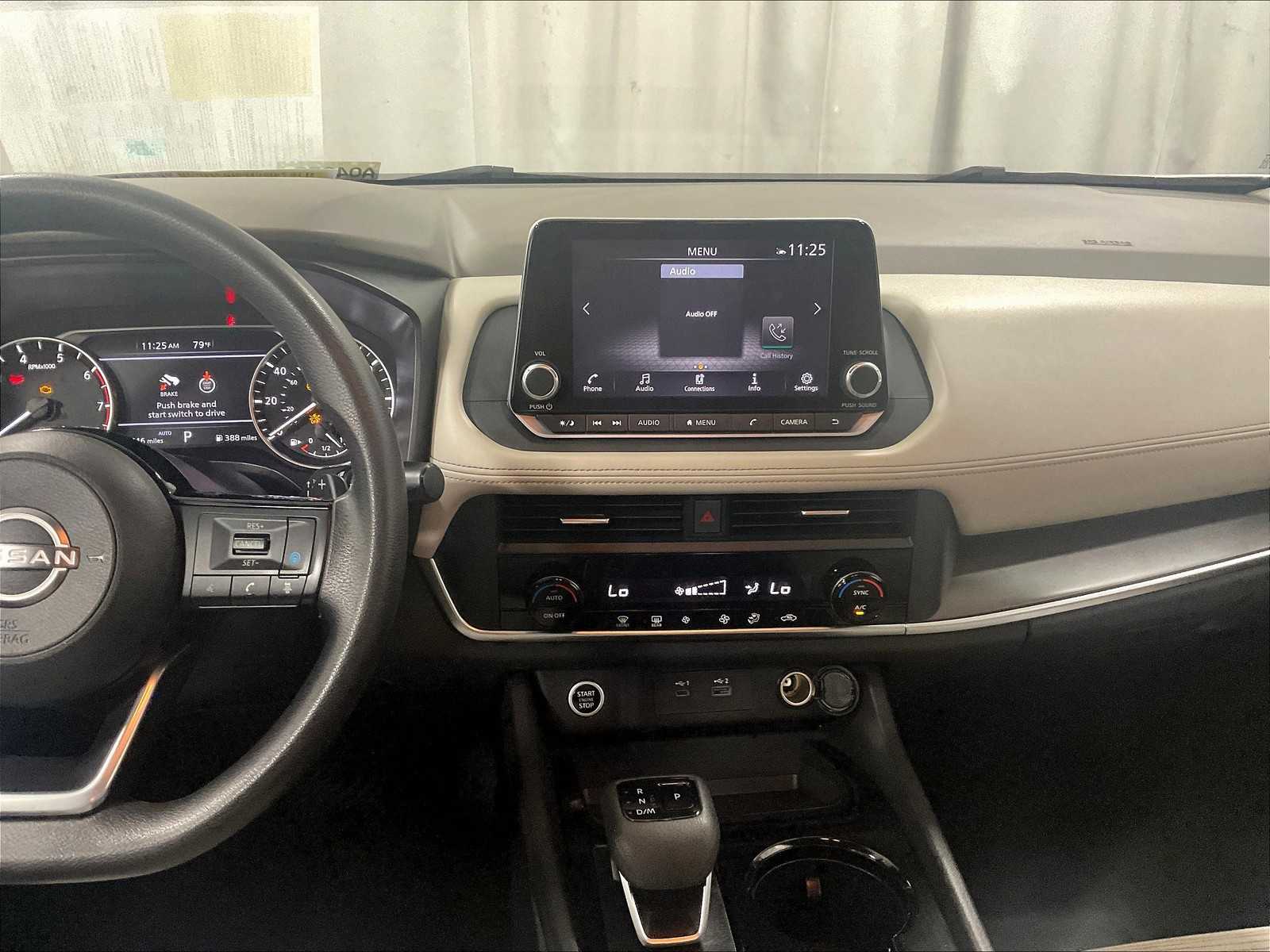 2023 Nissan Rogue SV photo 18