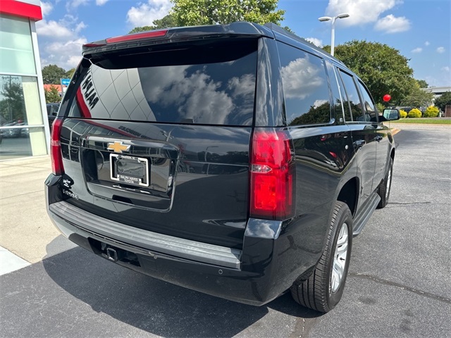 2018 Chevrolet Tahoe LT photo 3