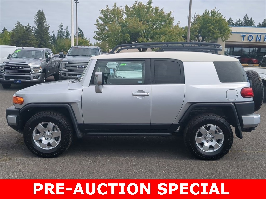 Used 2008 Toyota FJ Cruiser Base with VIN JTEBU11F88K048007 for sale in Hillsboro, OR
