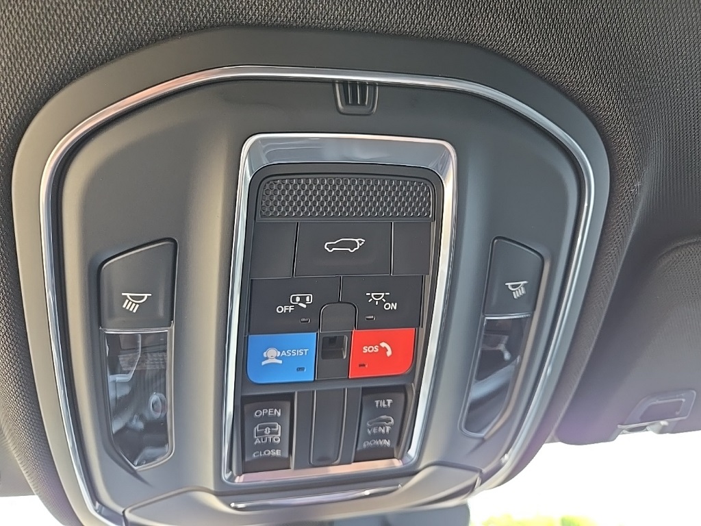 2025 Jeep Grand Cherokee Altitude X photo 63