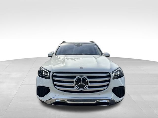 2026 Mercedes Benz GLS 450 4MATIC photo 8