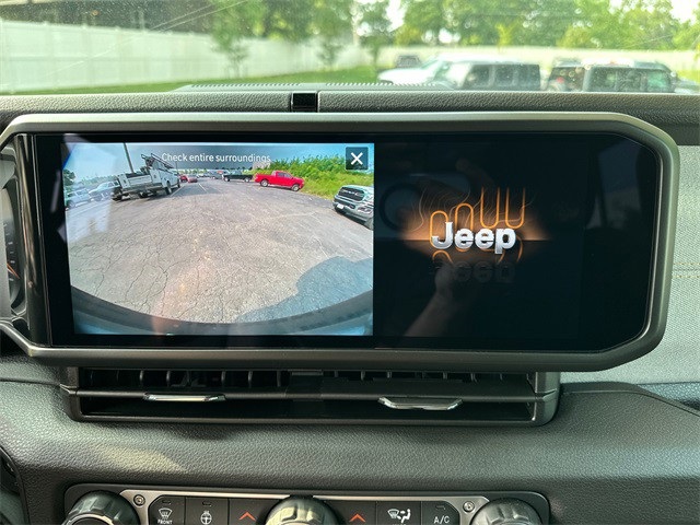 2025 Jeep Wrangler Sport S photo 26