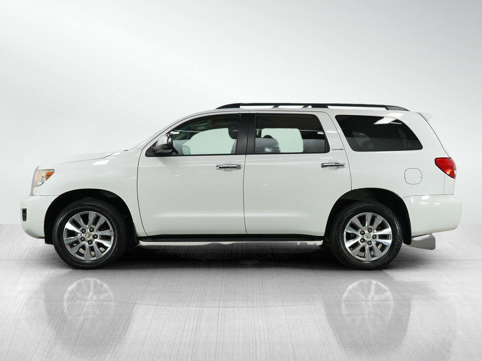 Used 2010 Toyota Sequoia Limited with VIN 5TDJW5G15AS027434 for sale in Bloomington, Minnesota