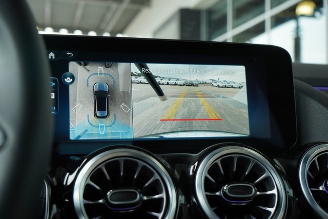 2025 Mercedes Benz GLA 250 photo 16