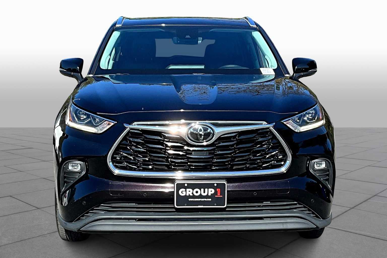 2020 Toyota Highlander Limited photo 3