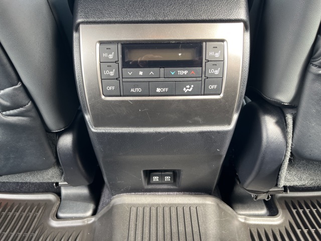 2022 Lexus GX 460 photo 24
