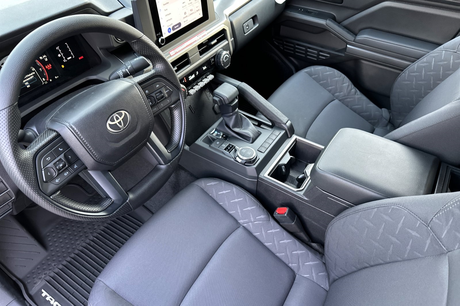 2025 Toyota Tacoma SR5 photo 10