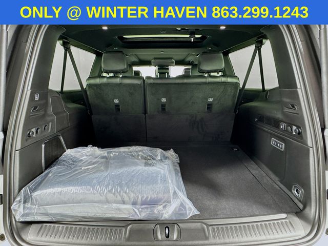 2025 Jeep Wagoneer L Series II Carbide photo 26