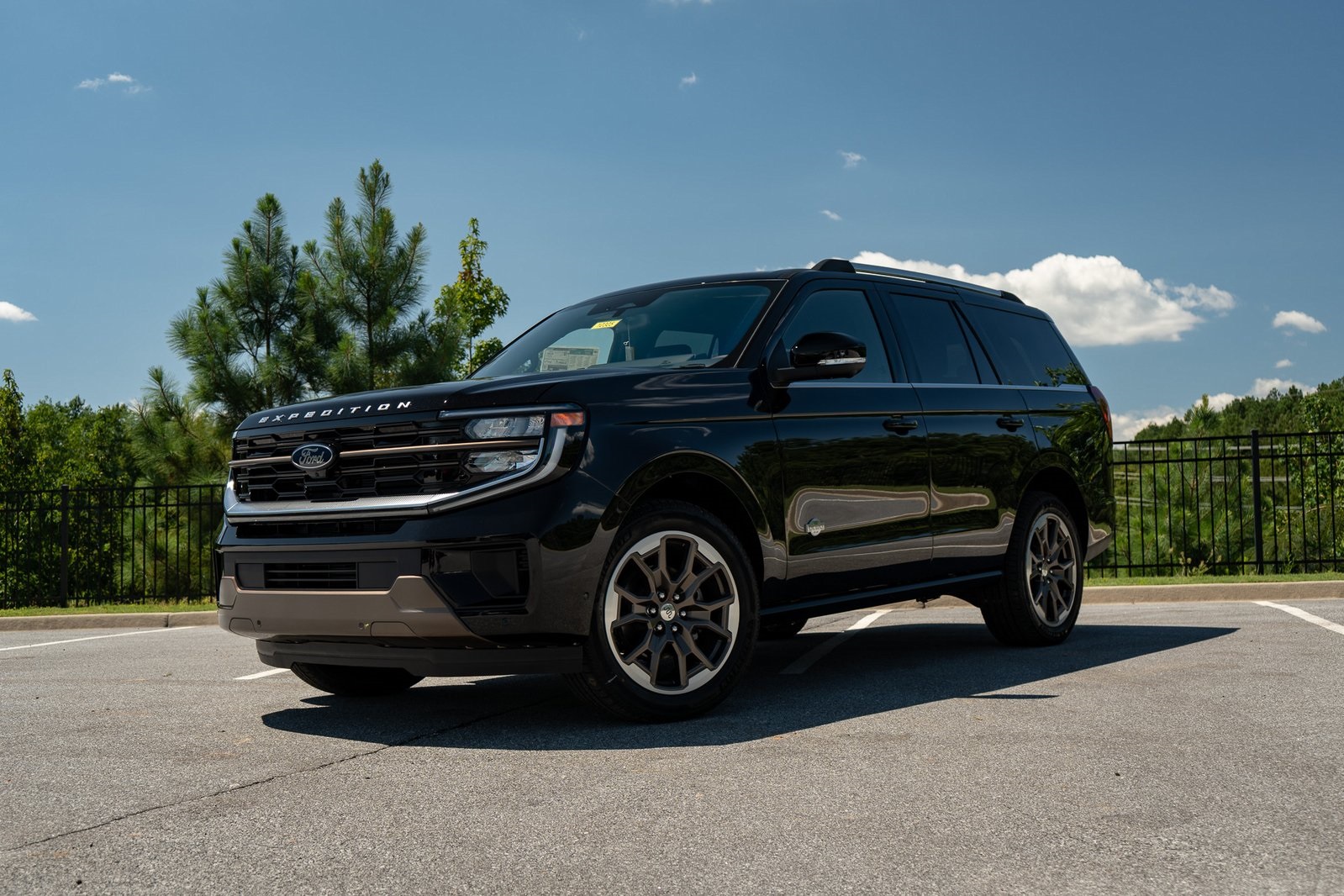 2025 Ford Expedition King Ranch photo 3