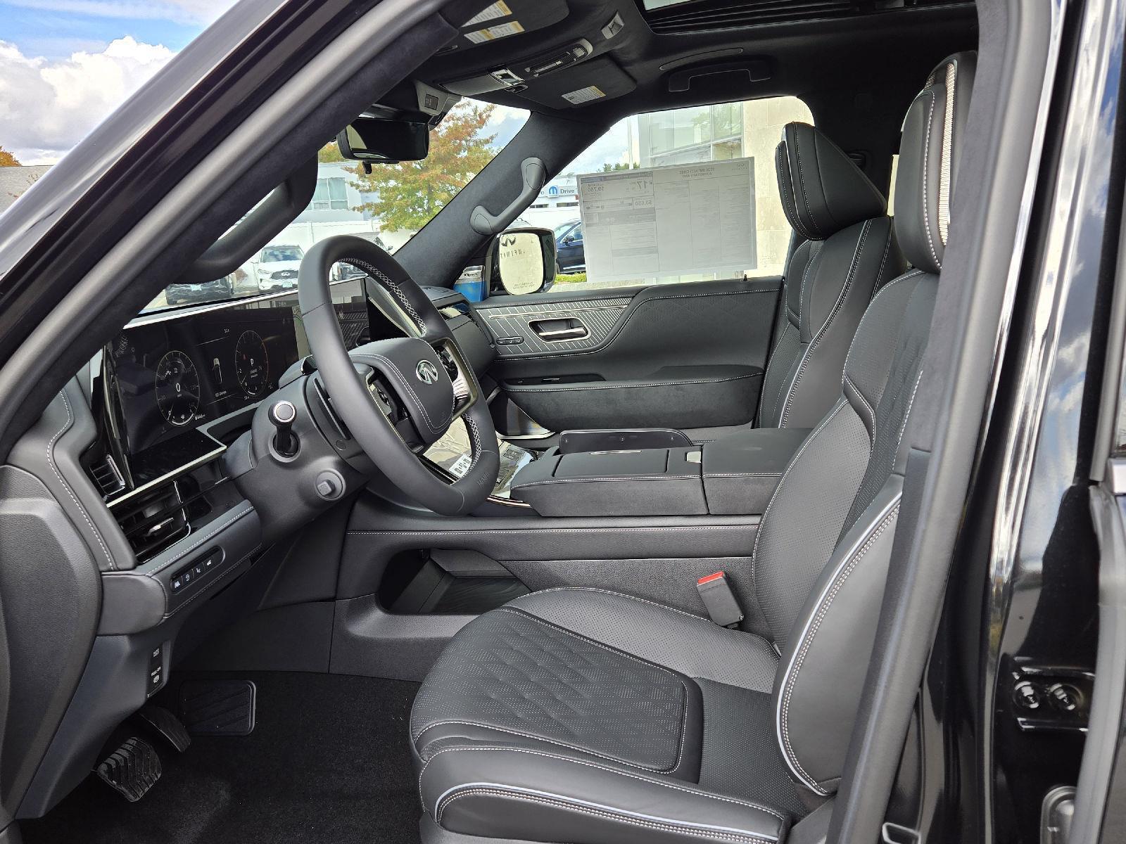 2026 Infiniti QX80 photo 3