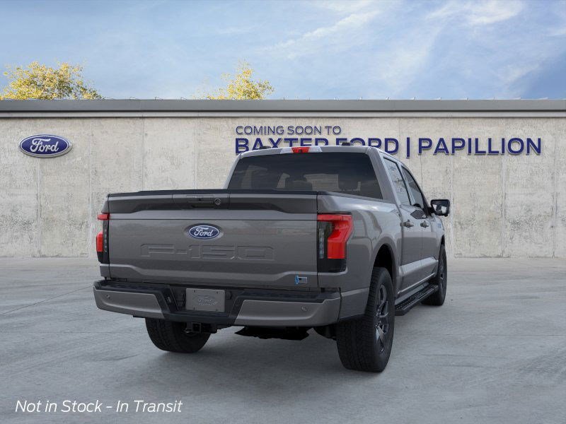 2025 Ford F-150 Lightning photo 18