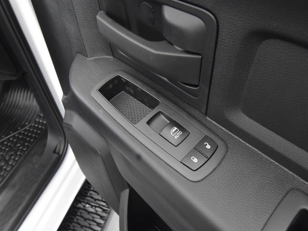 2024 Ram 3500 Tradesman photo 34