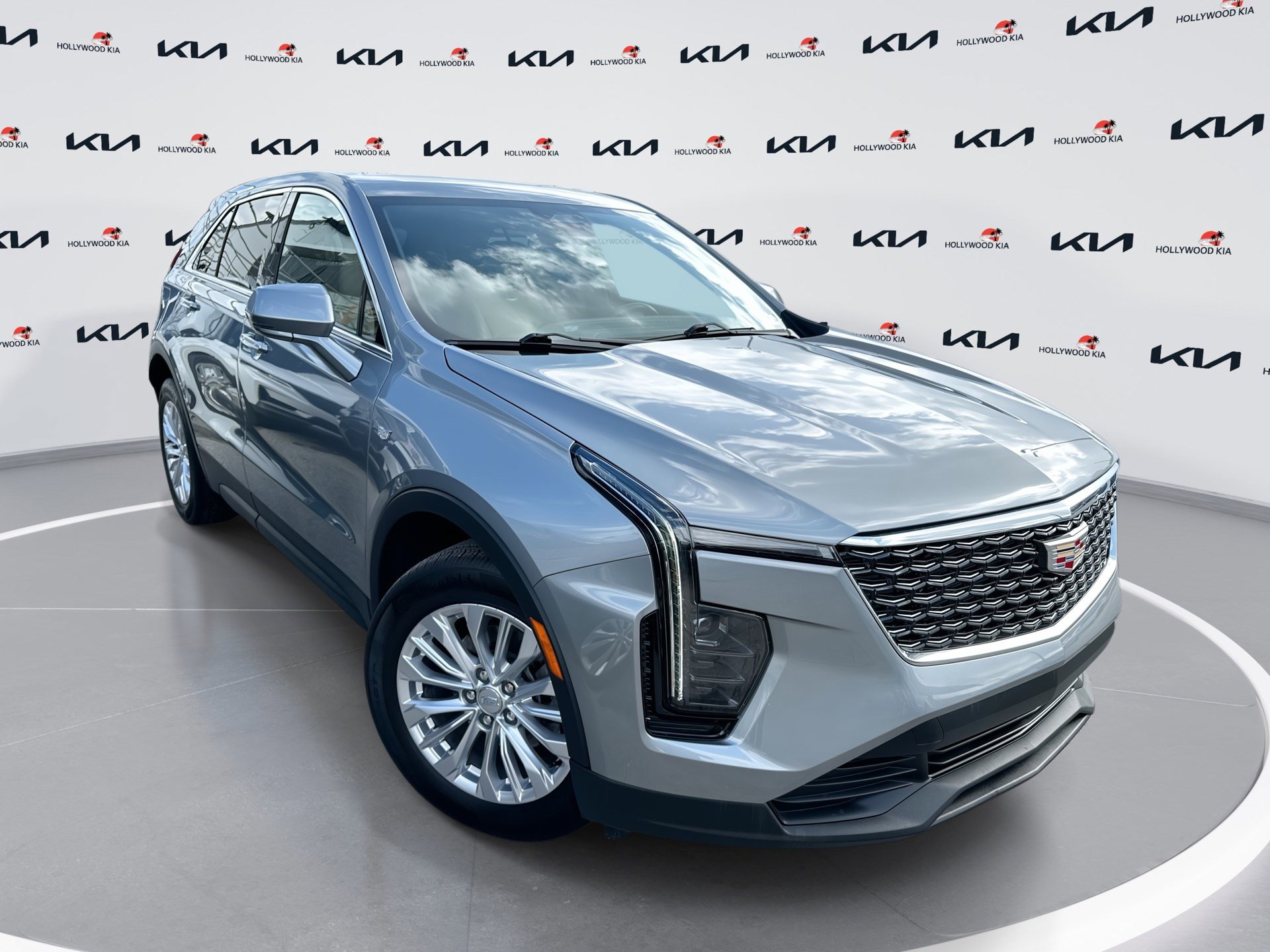2024 Cadillac XT4 Luxury's photo