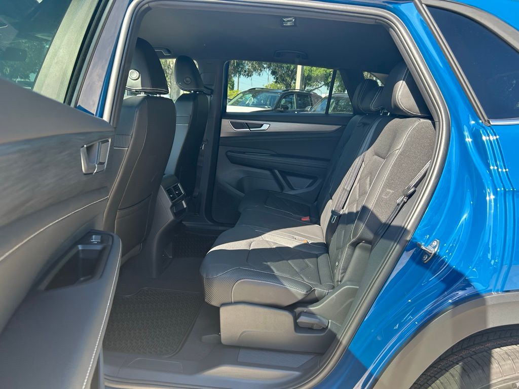 2026 Volkswagen Atlas Cross Sport SE photo 36