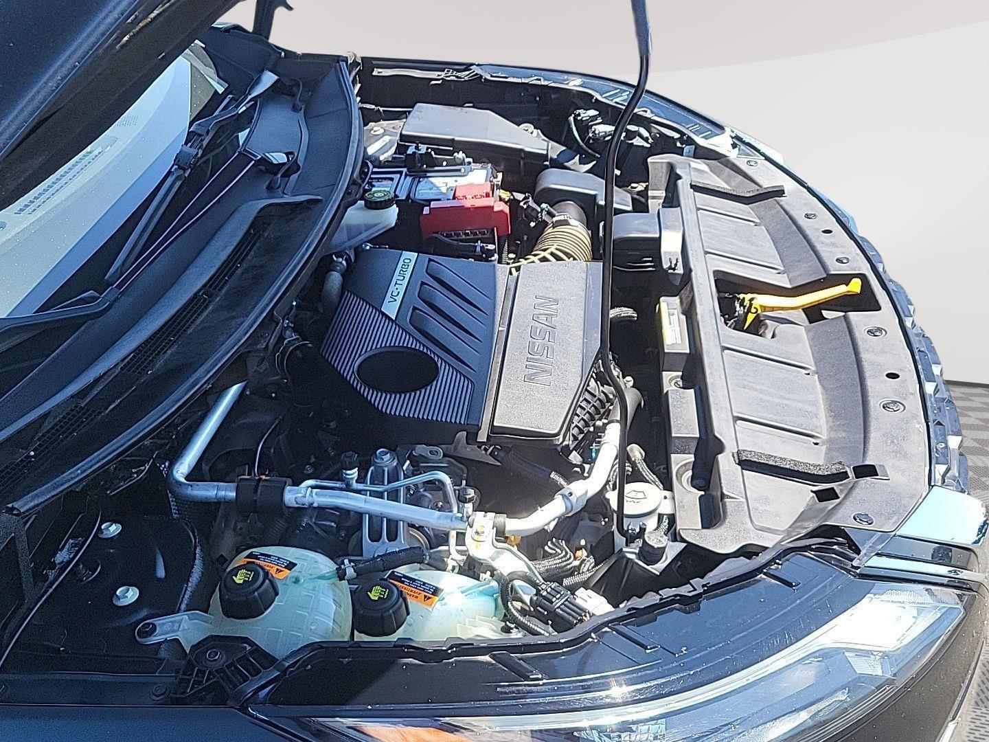 2022 Nissan Rogue SV photo 23