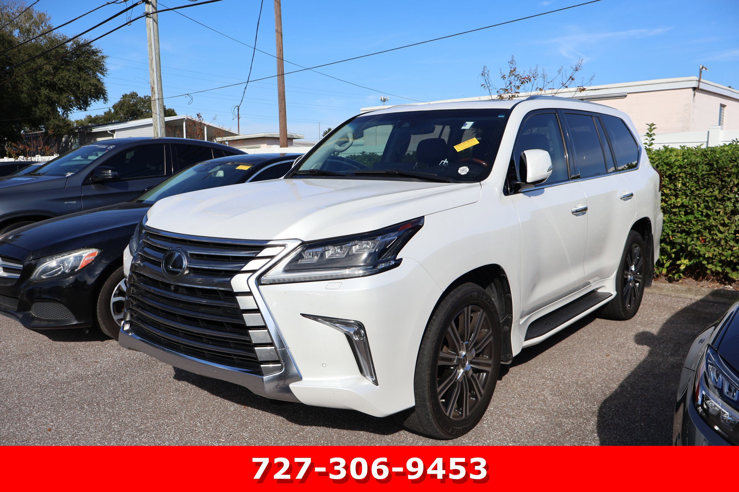 2018 Lexus LX 570's photo