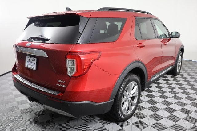 2023 Ford Explorer XLT photo 7