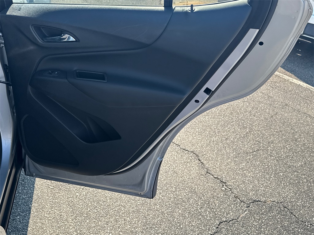 2021 Chevrolet Equinox LT photo 14