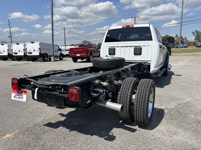 2026 Ram 5500 Tradesman photo 4