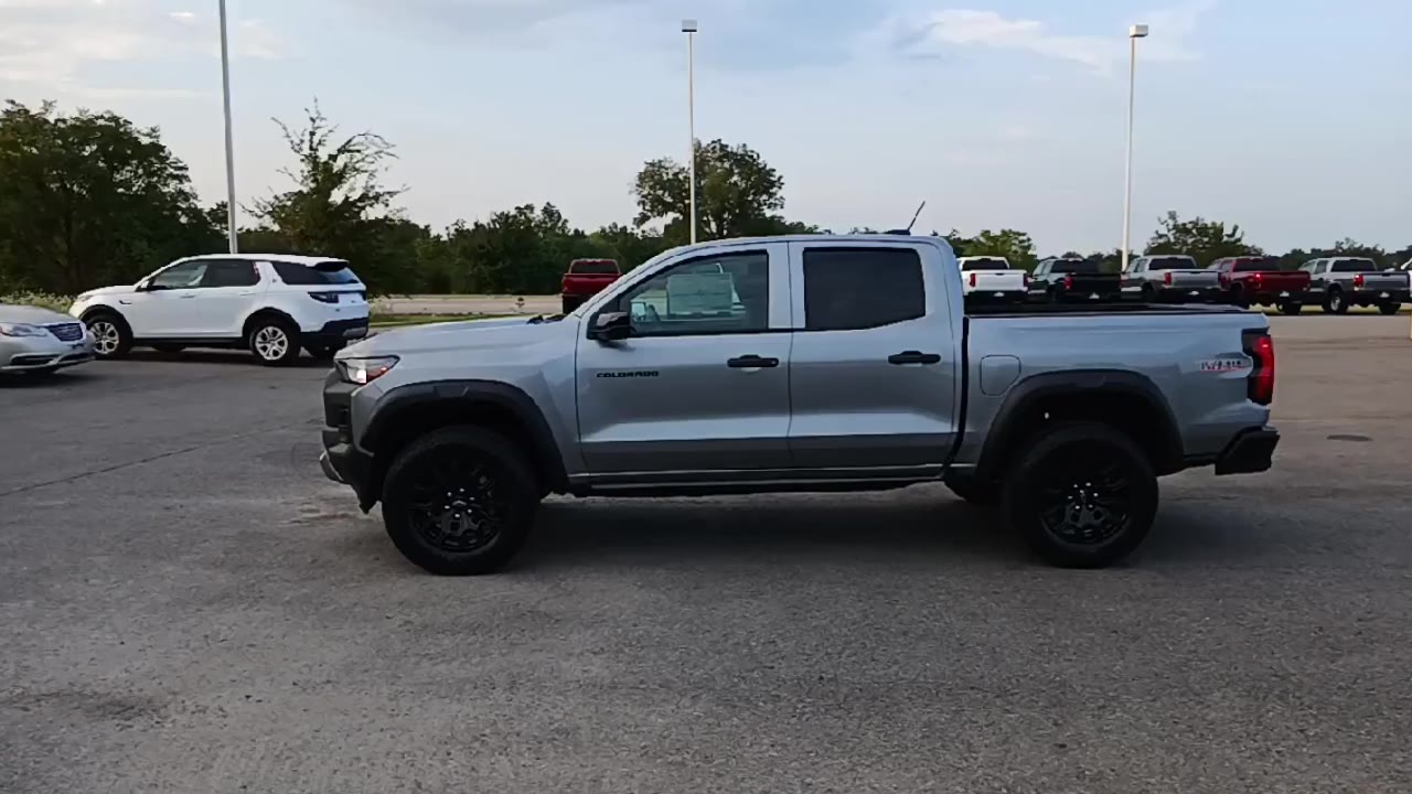 2026 Chevrolet Colorado Trail Boss photo 4