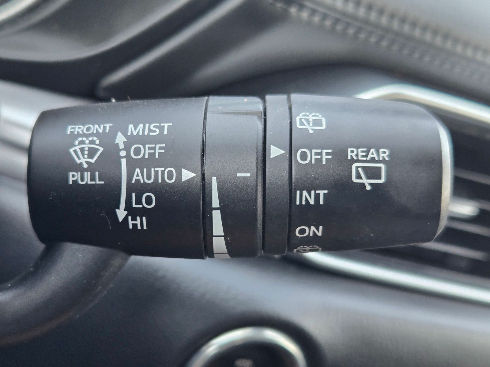 2023 Mazda CX-5 2.5 S Preferred photo 25
