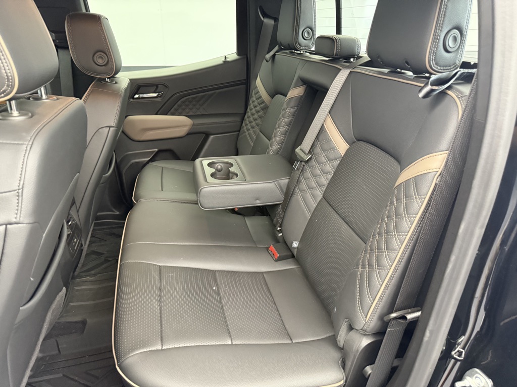2024 Gmc Canyon Denali photo 54