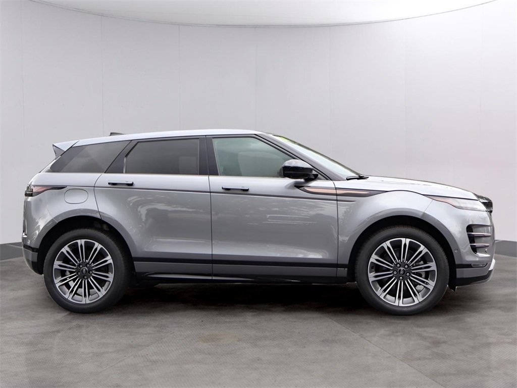 2024 Land Rover Range Rover Evoque Dynamic SE photo 4