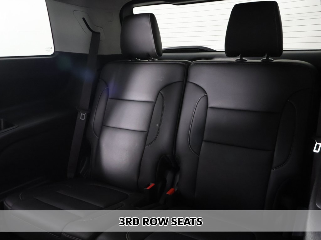 2023 Gmc Acadia SLT photo 9