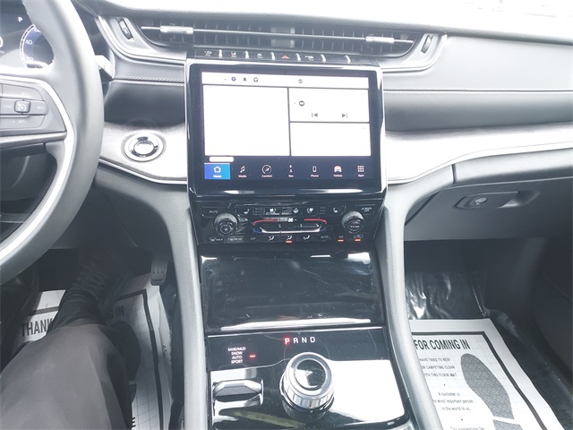 2024 Jeep Grand Cherokee Limited photo 14