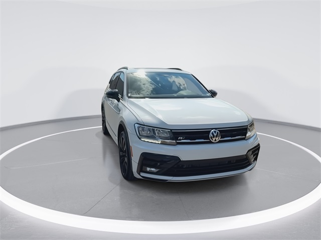 2021 Volkswagen Tiguan SE photo 2