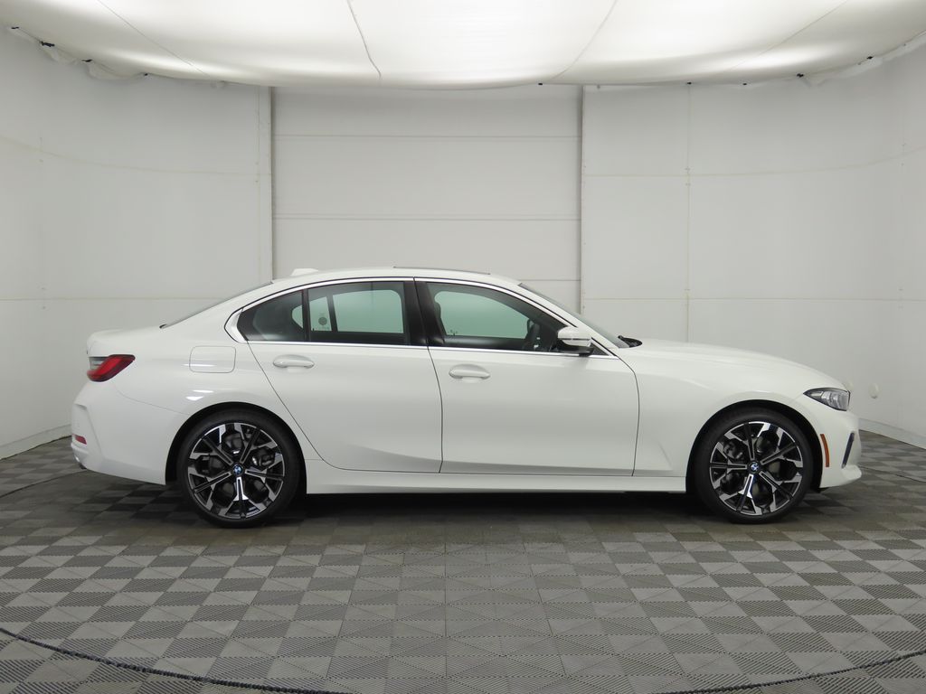 2026 Bmw 330i 3-Series photo 4