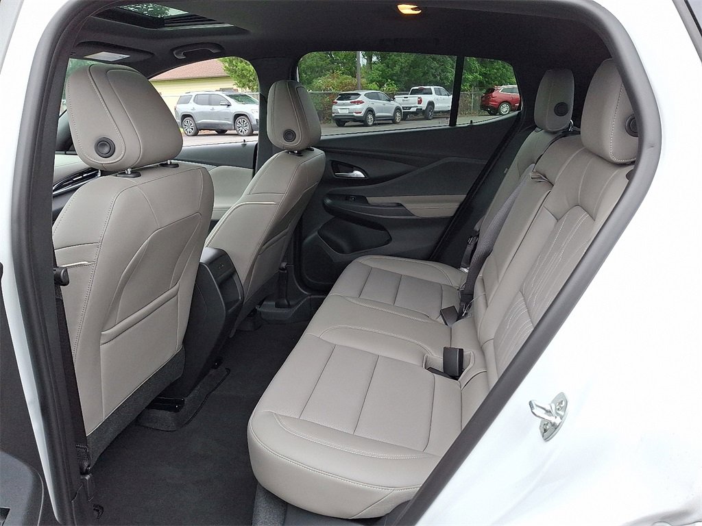 2025 Buick Envista Avenir photo 10
