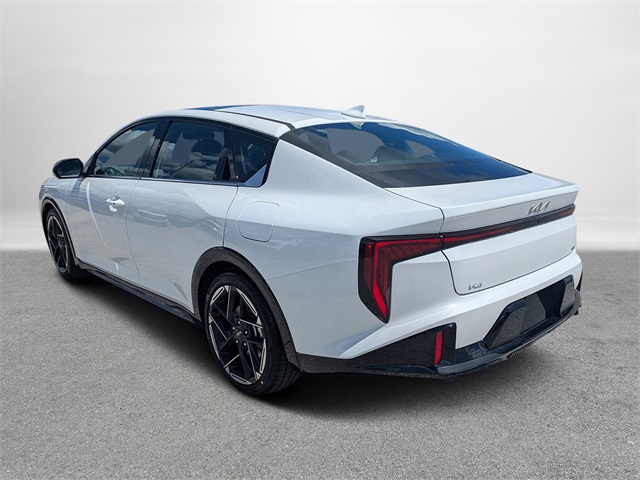 2025 Kia K4 GT-Line photo 5
