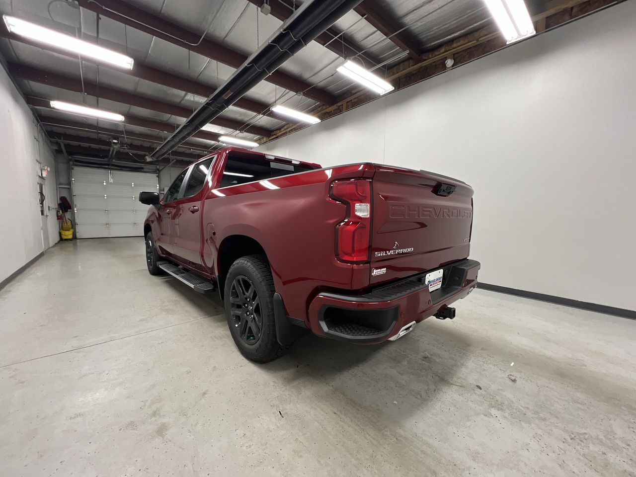 2025 Chevrolet Silverado 1500 RST photo 5