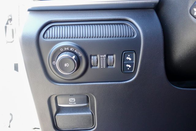 2024 Jeep Grand Wagoneer L II photo 16