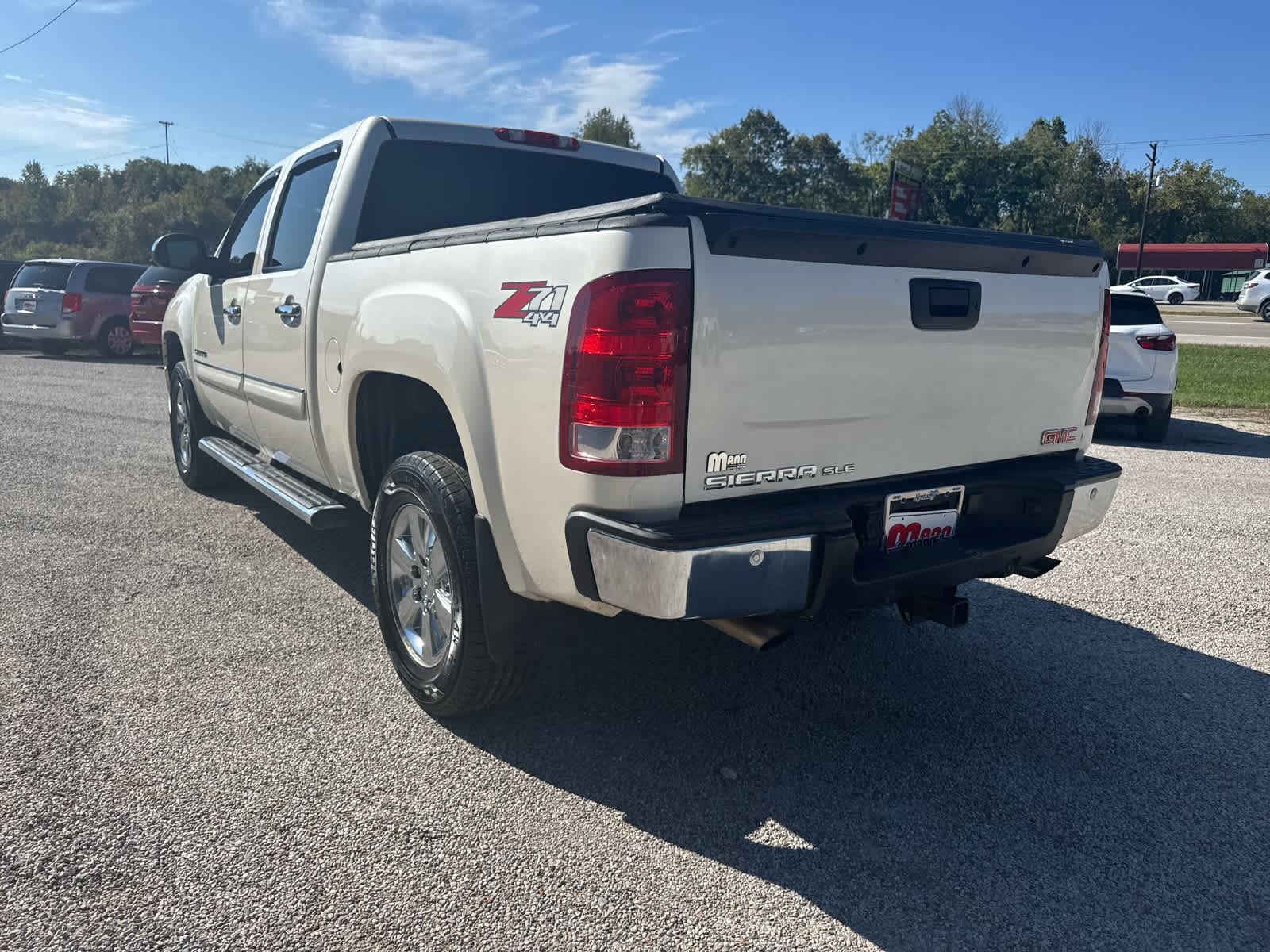 2013 Gmc Sierra 1500 SLE photo 3