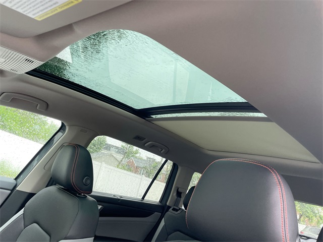 2025 Volkswagen Atlas Peak Edition SE photo 39