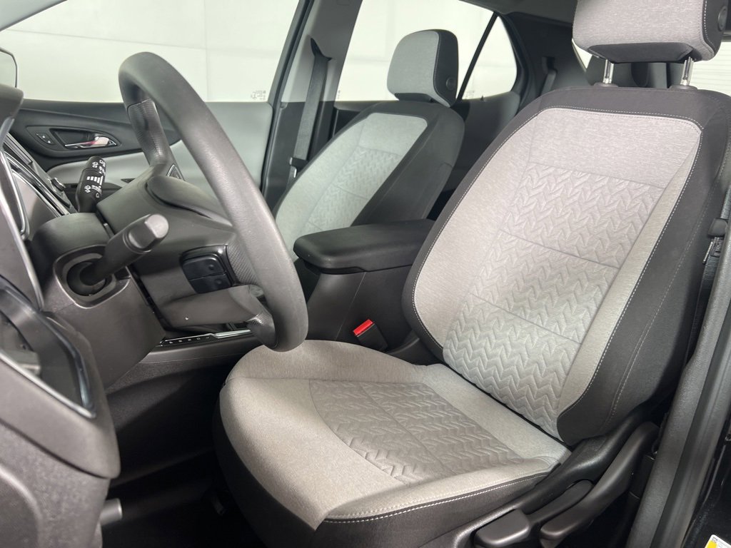 2023 Chevrolet Equinox LS photo 17