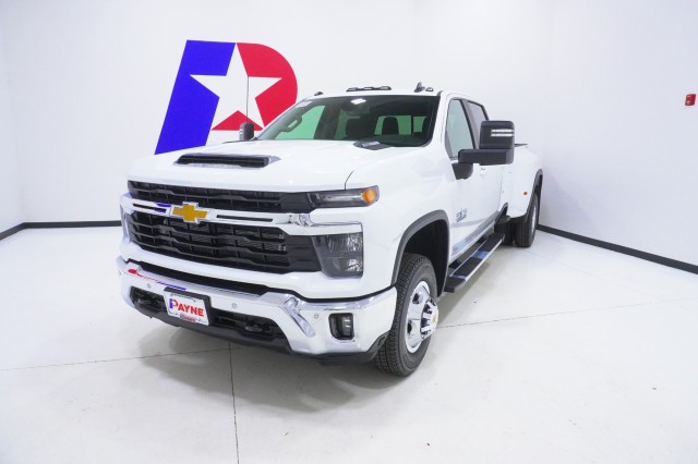 2026 Chevrolet Silverado 3500HD LT's photo