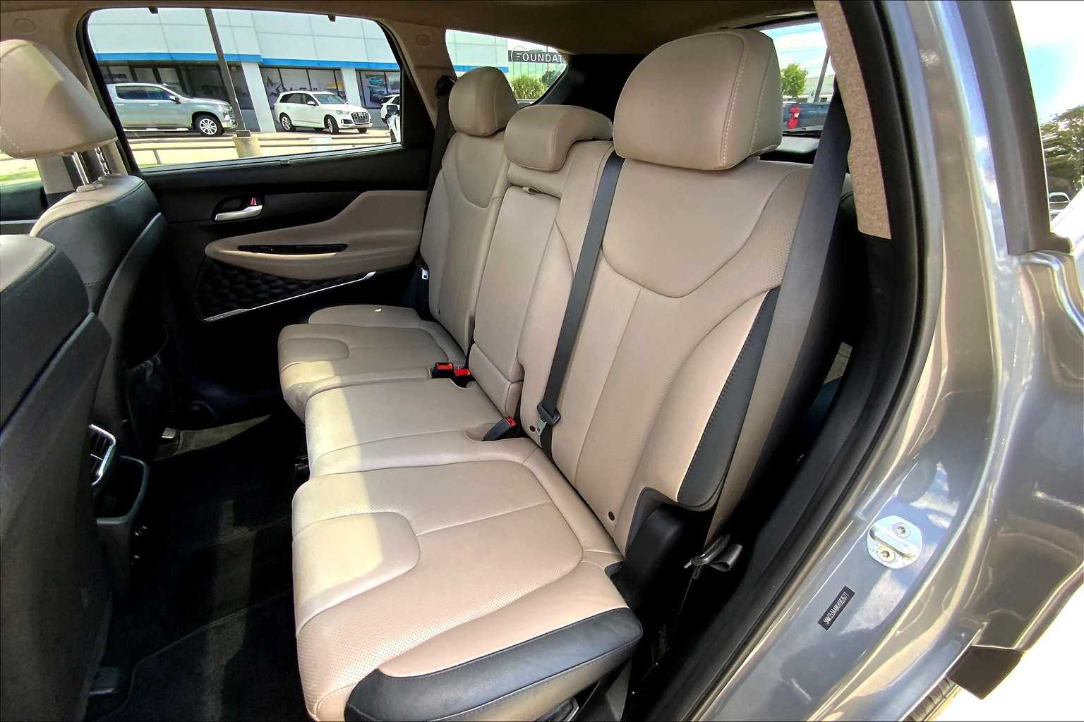 2019 Hyundai Santa Fe Limited photo 20
