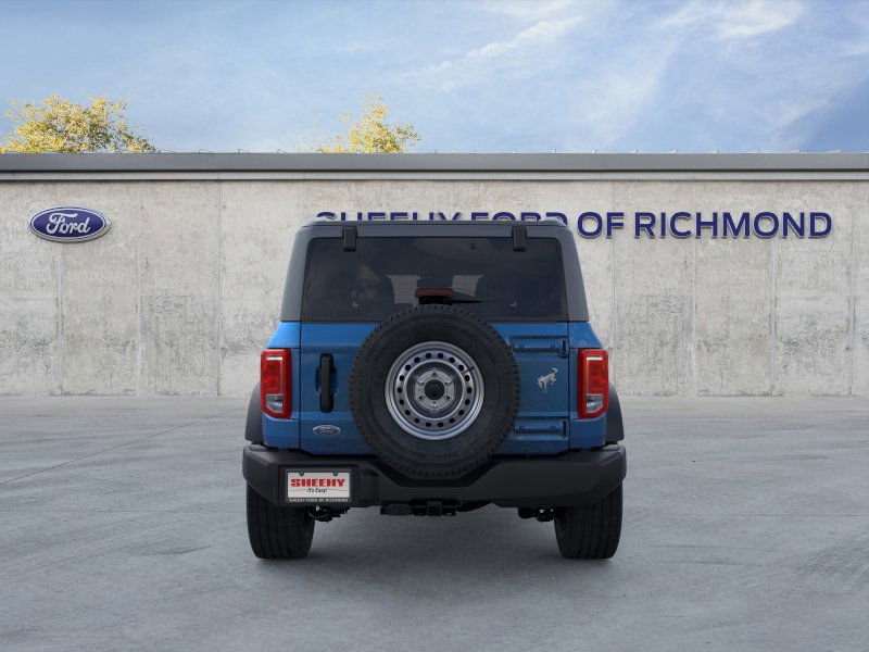 2025 Ford Bronco Base photo 4