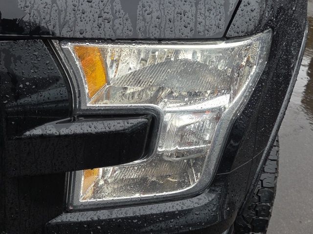 2016 Ford F-150 XLT photo 3