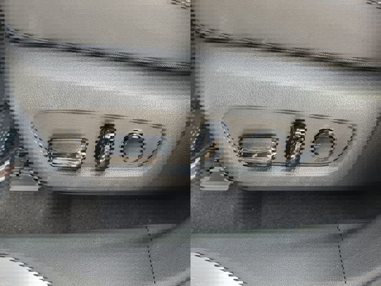 2023 Lexus RX 350 Premium photo 18