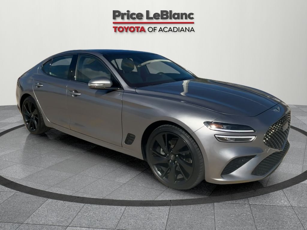 2023 GENESIS G70 Standard's photo